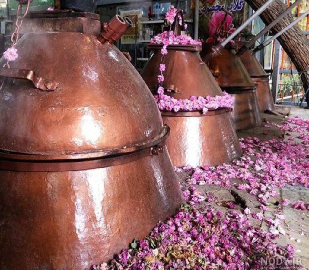 بهترین زمان مصرف عرق بهار نارنج
